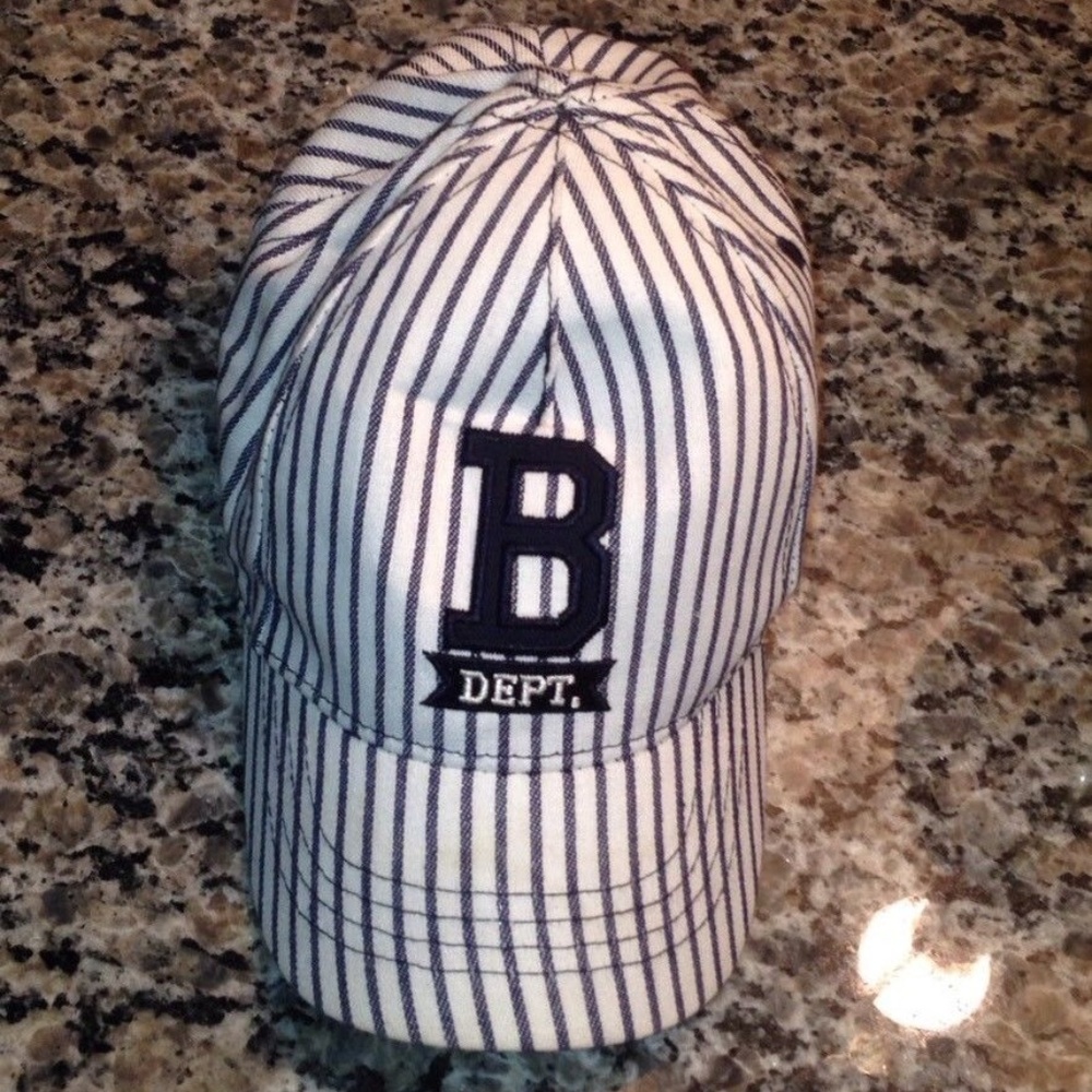 NWOT H&M Boys Striped White Navy Baseball Cap Hat
